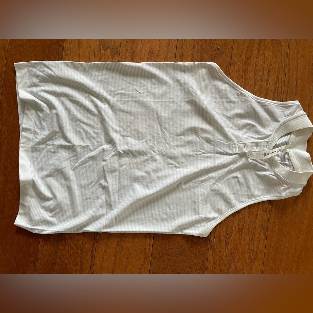 Lululemon swiftly speed sleeveless Henley